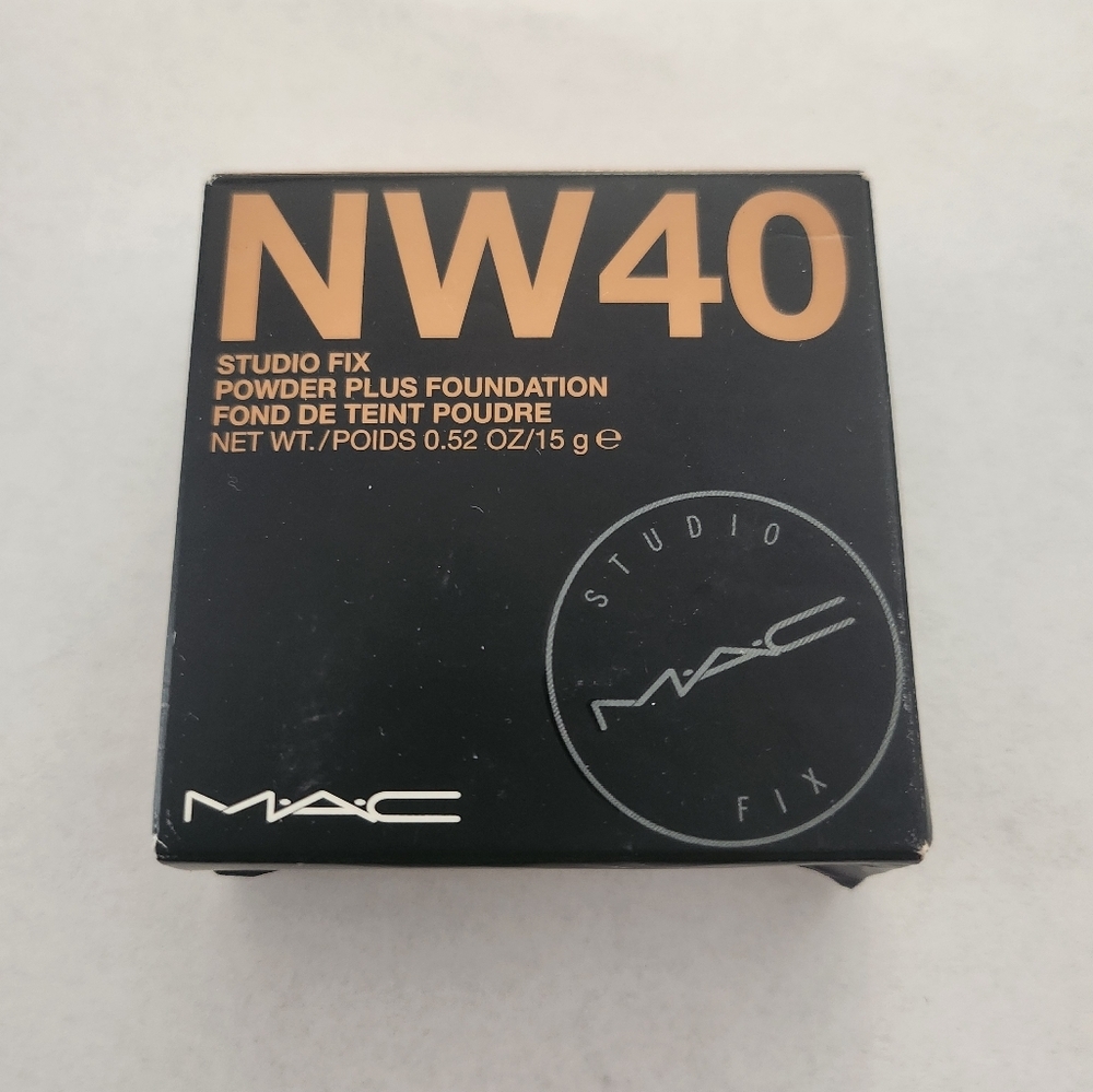 MAC Studio Fix Powder Plus Foundation NW40 NEW